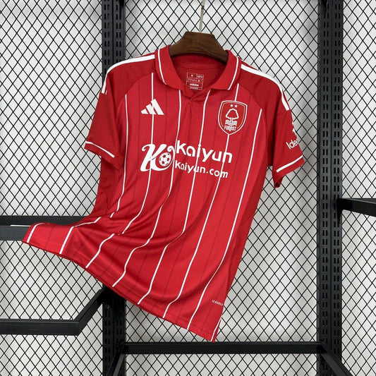 Maglia Nottingham Forest 2025-26