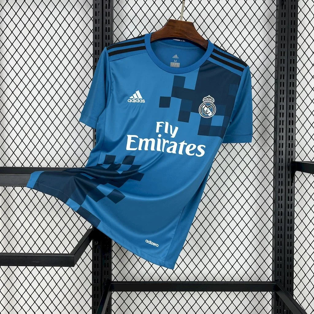 Real Madrid maglia foot 2017 2018 retro