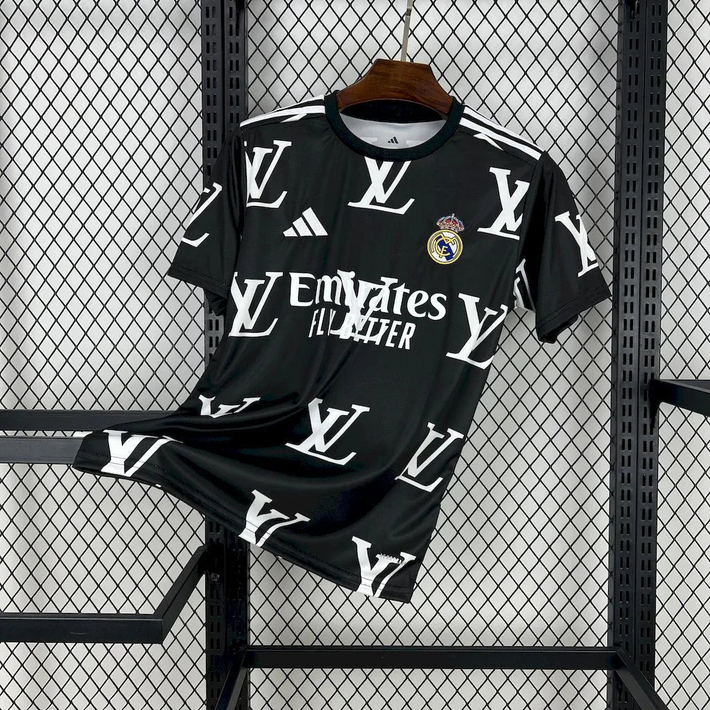 Maglia Real Madrid concept 2025-26