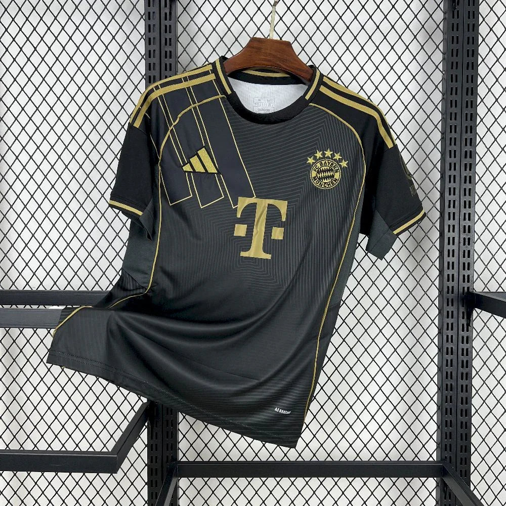 Maglia Bayern Munich concept 2025-26
